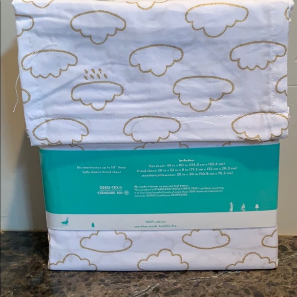 Pillowfort Comfy clouds Cotton Toddler Sheet Set - Picture 3 of 7